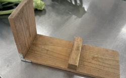 収穫から土づくり、次は育苗へ