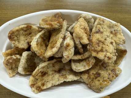 冷え込む土曜日、雪前対応の収穫作業